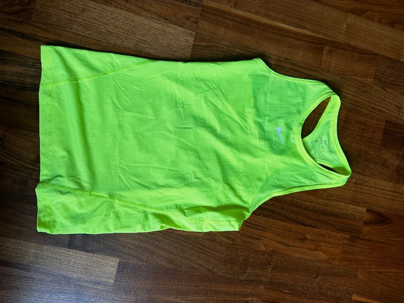 Gulur nike bolur R
