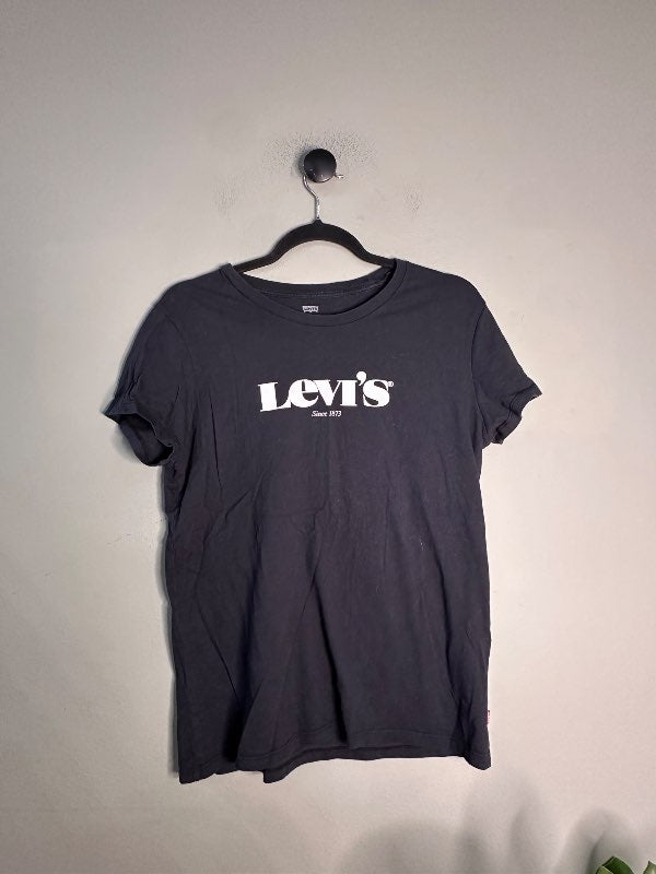 Levi’s bolur