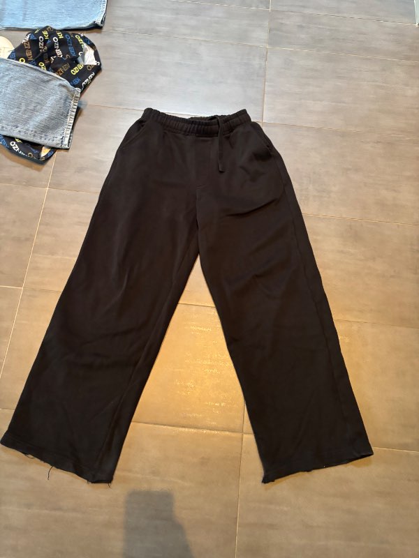 Zara buxur