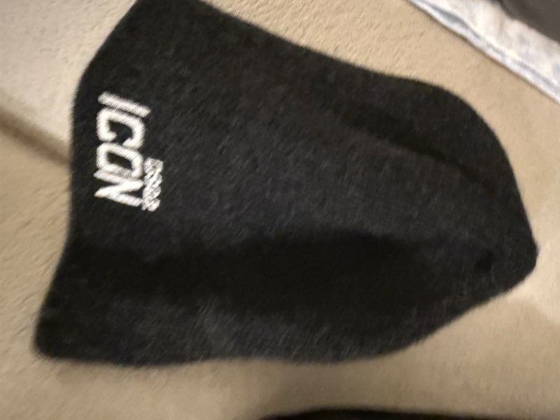 Icon hat