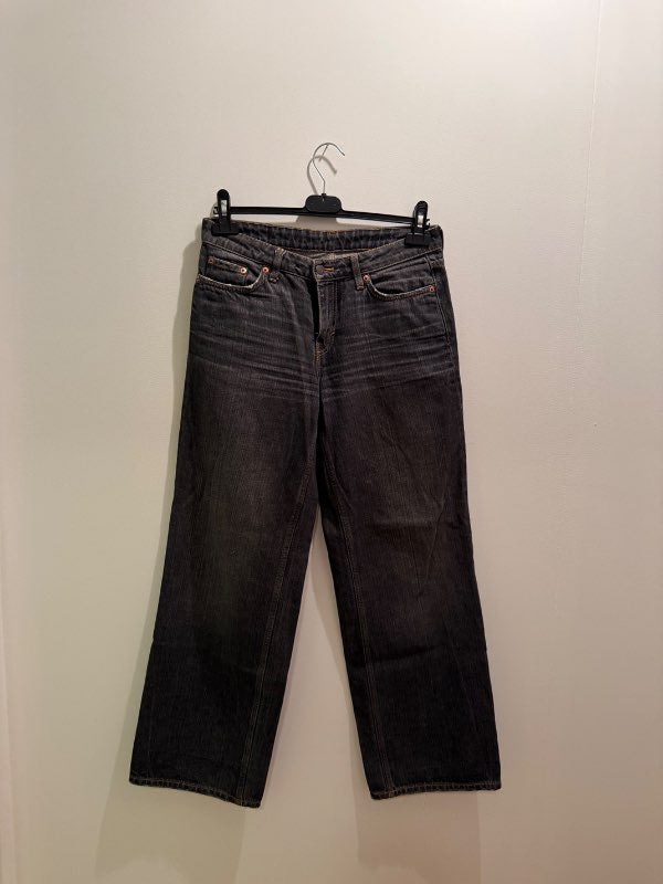 Ample Low Loose Jeans