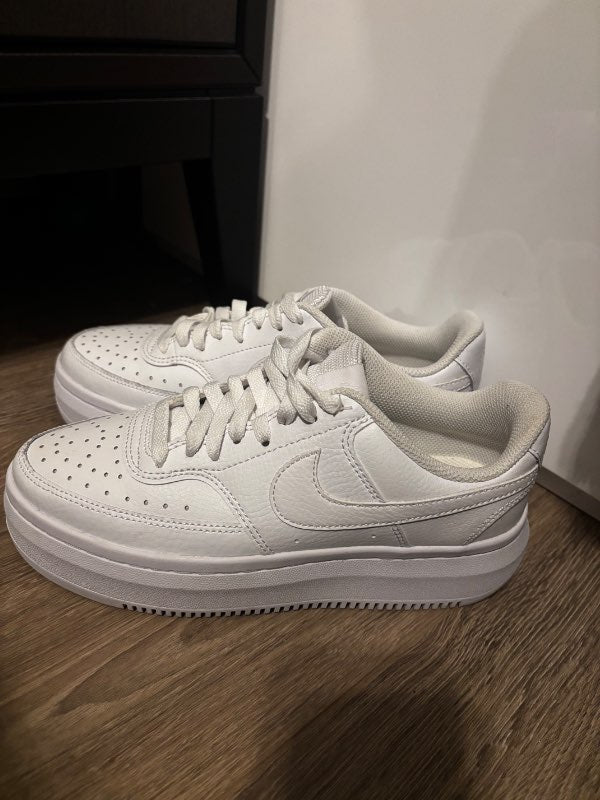 Nike Court Vision Alta Skór