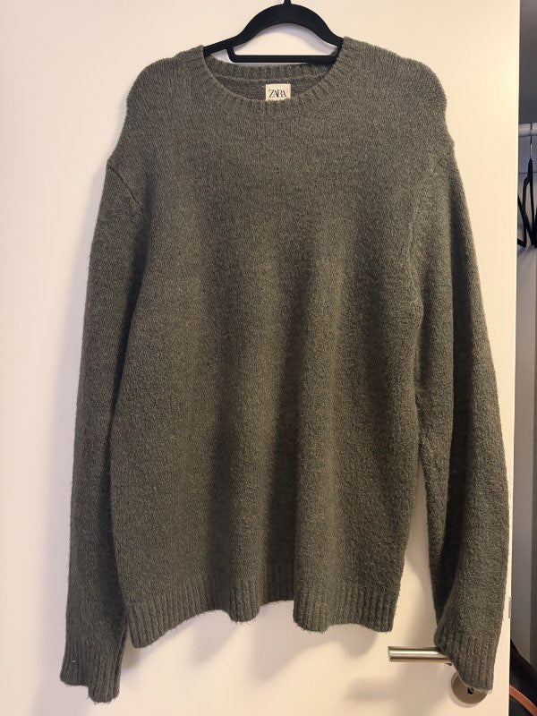 Zara peysa græn st, XL