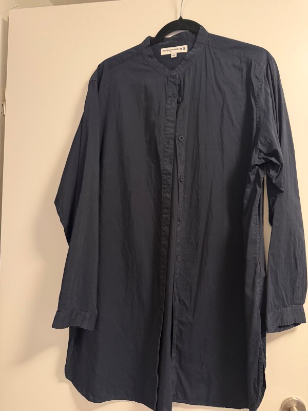 Uniqlo dökkblá skyrta st. XL