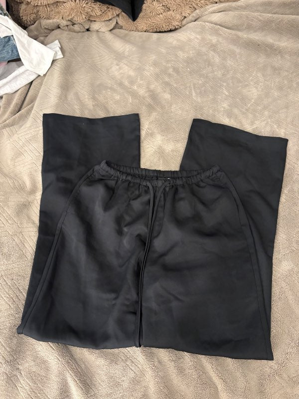 Ónotaðar Gina satin buxur