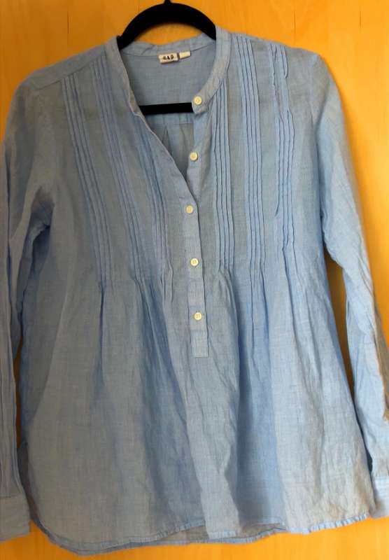 GAP Shirt ( Light Blue )