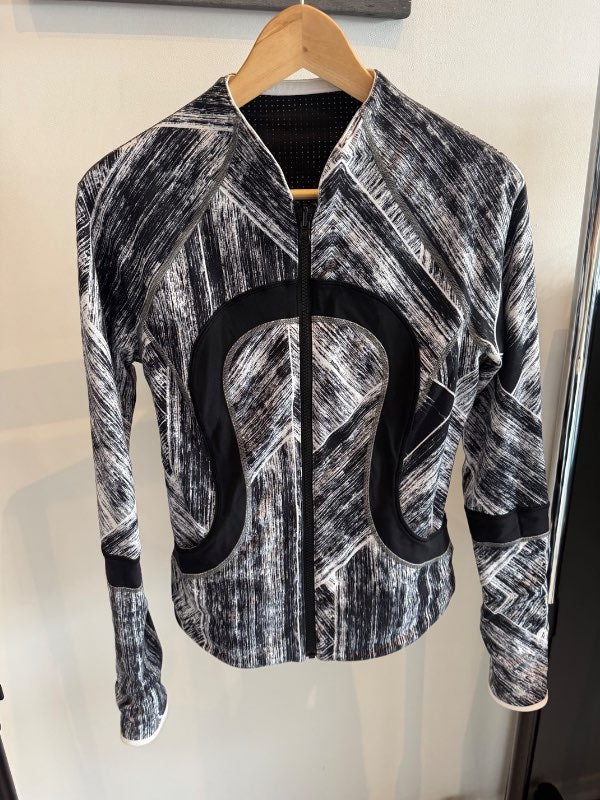 Lululemon jakki