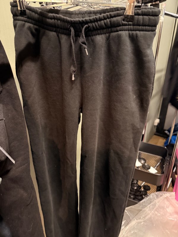 Svartar joggingbuxur