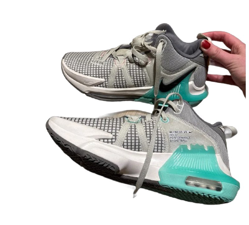 Ónotaðir lebron körfuboltaskór