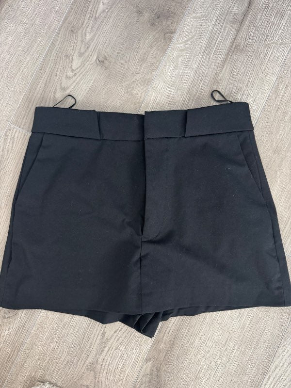 Zara svart pils