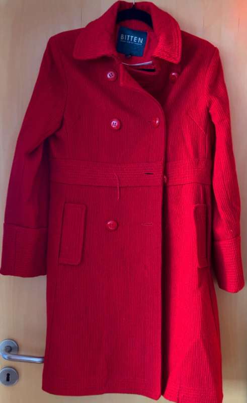 Sara J. Parker BITTEN Coat (RED)