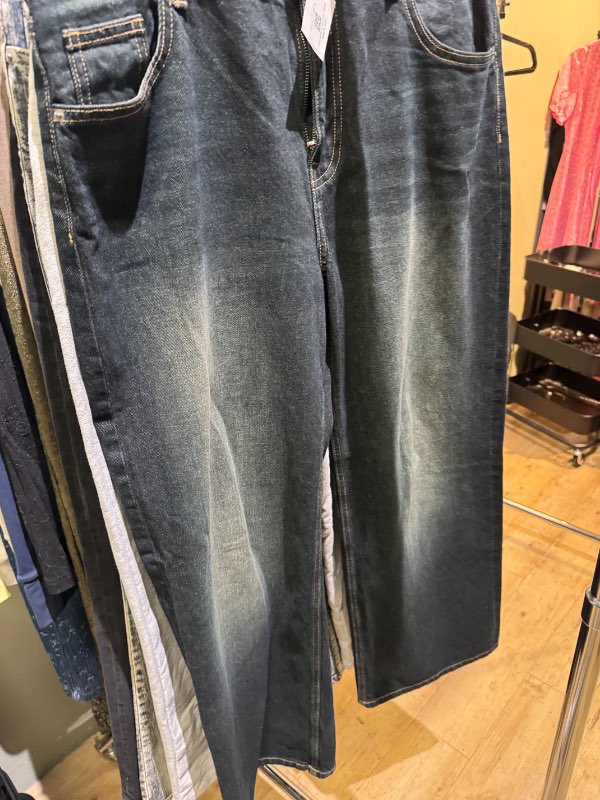 Bláar Bershka gallabuxur