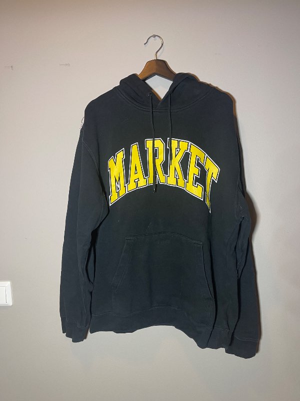 MARKET peysa