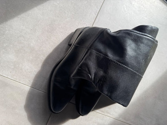 Zara svört stígvél