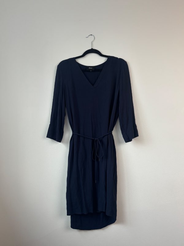 Object dökkblár kjóll