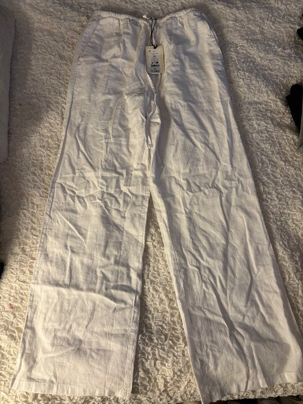 ginatricot hörbuxur,ónotað