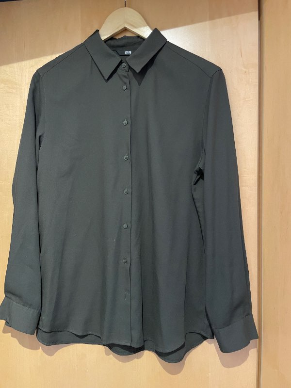 Uniqlo skyrta græn