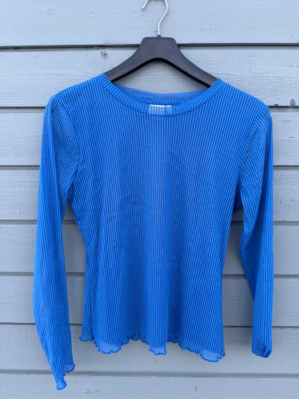 ICHI Women’s Blue pin stripe blouse size L ( 12)
