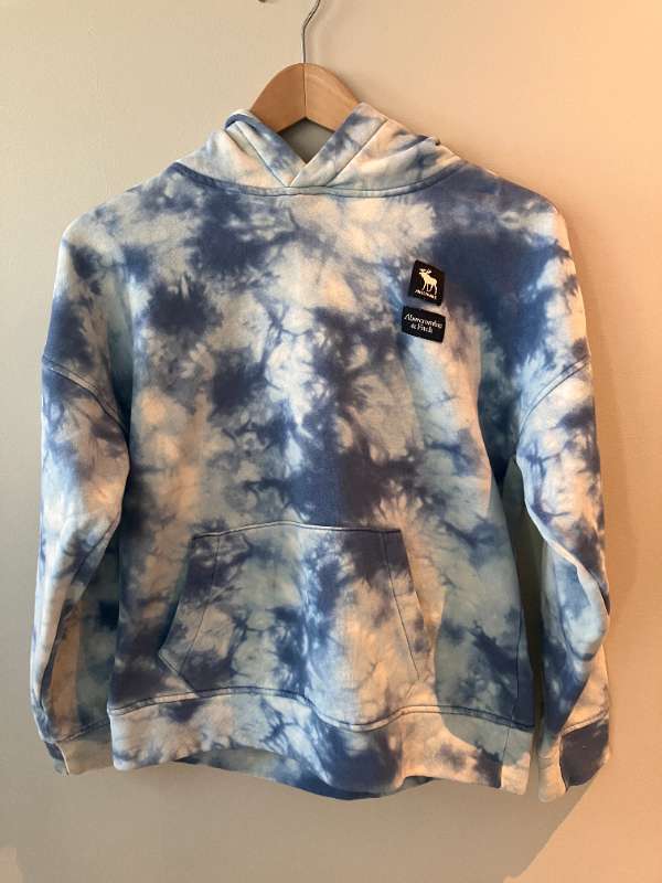 Abercrombie & Fitch hettupeysa