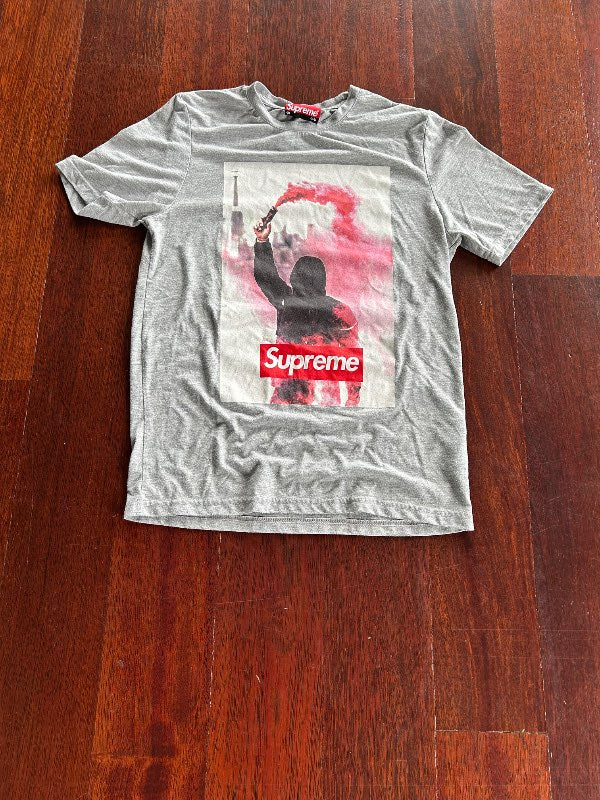 Supreme bolur