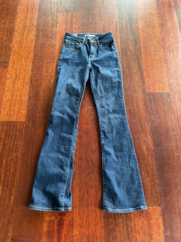 Levi’s 725 gallabuxur