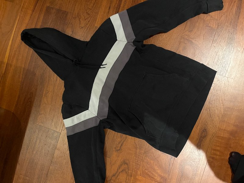 Nike hettupeysa