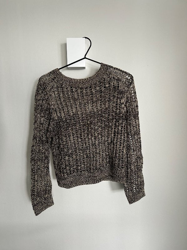 Massimo dutti yrjótt peysa