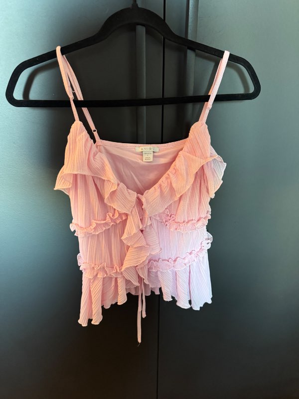 Bleikur ruffle bolur