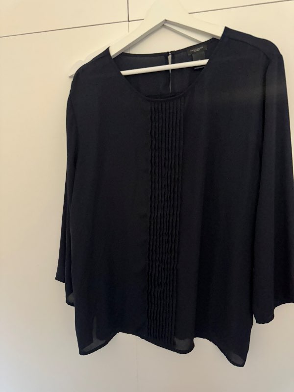 Ann Taylor dökkblár chiffon toppur