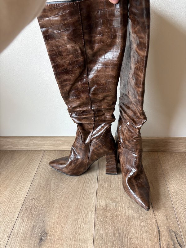 Brúnir boots