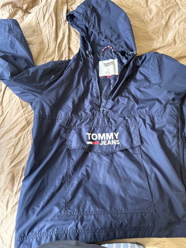 Tommy poncho