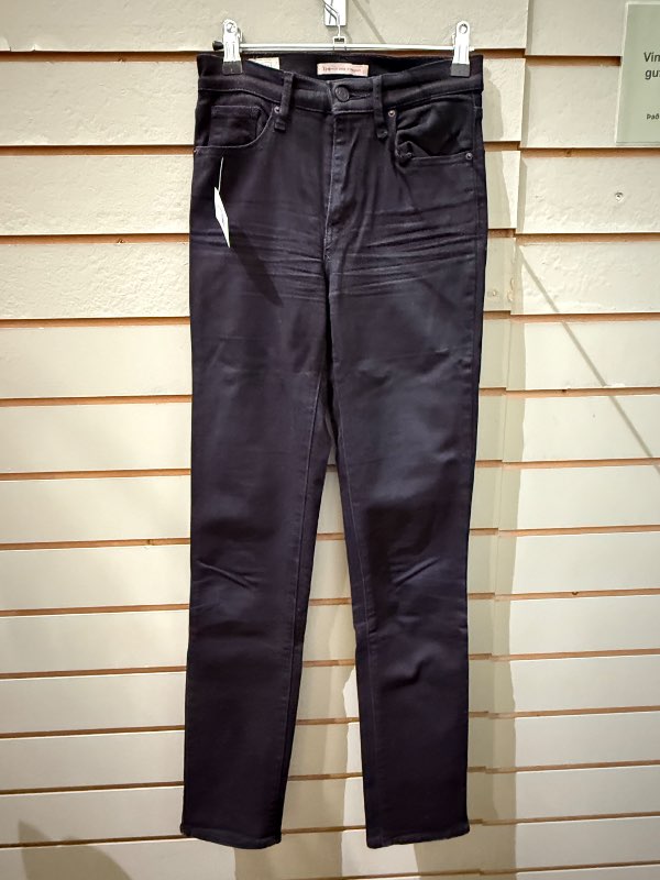 Levis 724 svartar gallabuxur