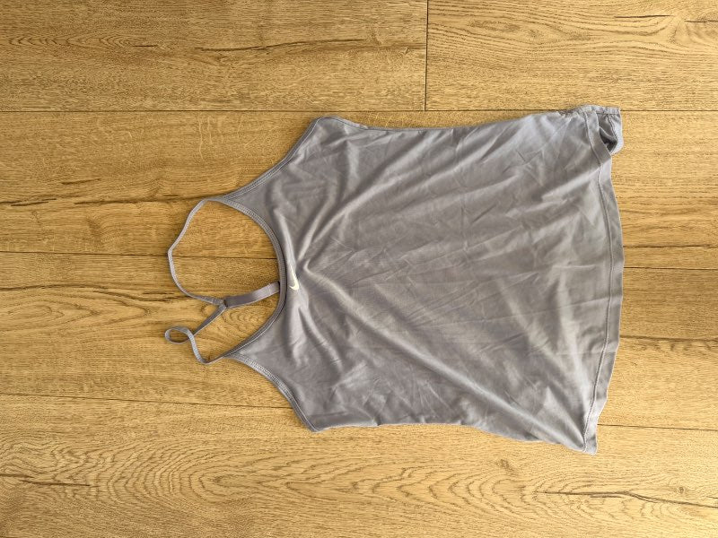 Nike æfingabolur fjólublár
