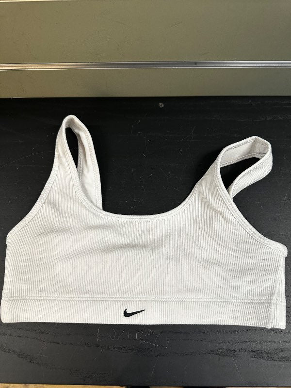 Nike toppur hvítur