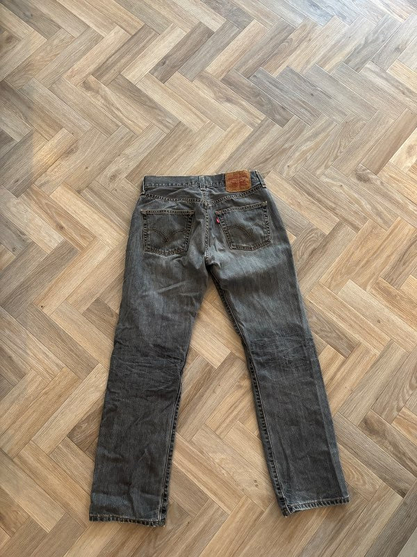 501 Levis gallabuxur