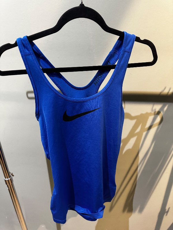 Nike æfingabolur blár