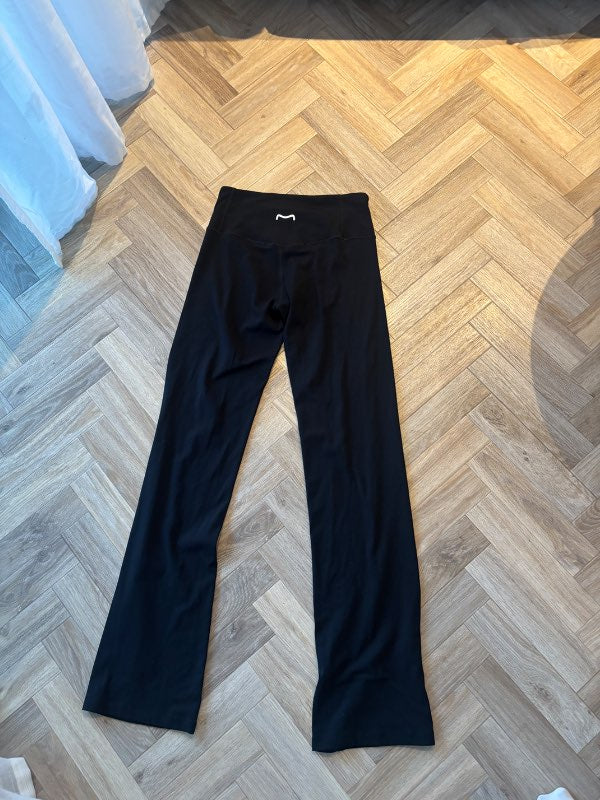 MettaSport straight leg buxur