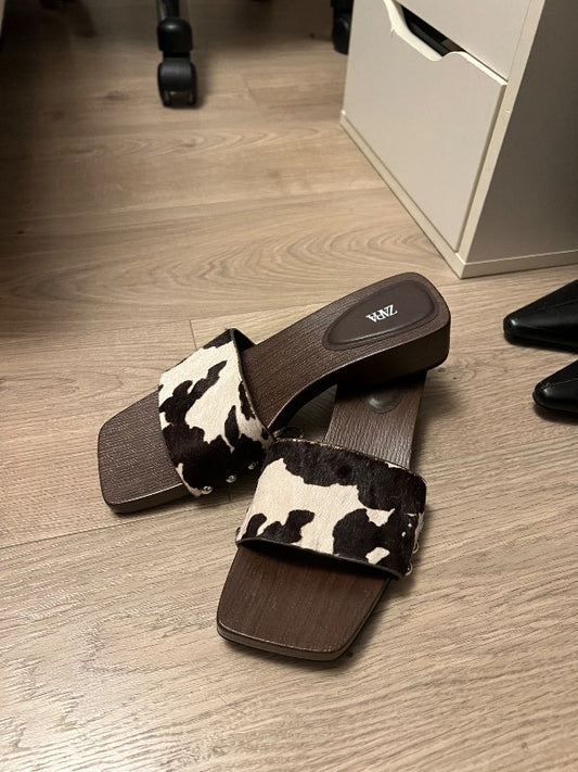 Cowhide hælar