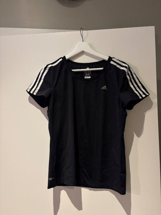 Adidas bolur