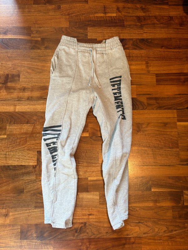 Vetements buxur H