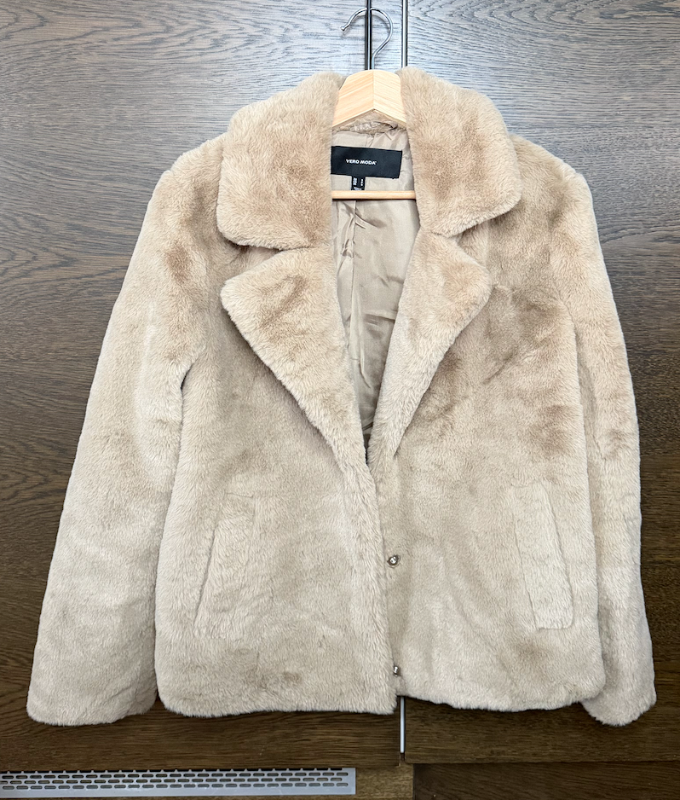Vero Moda Jakki/Pels Small