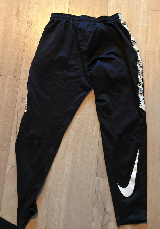 Nike íþróttabuxur - Svartar