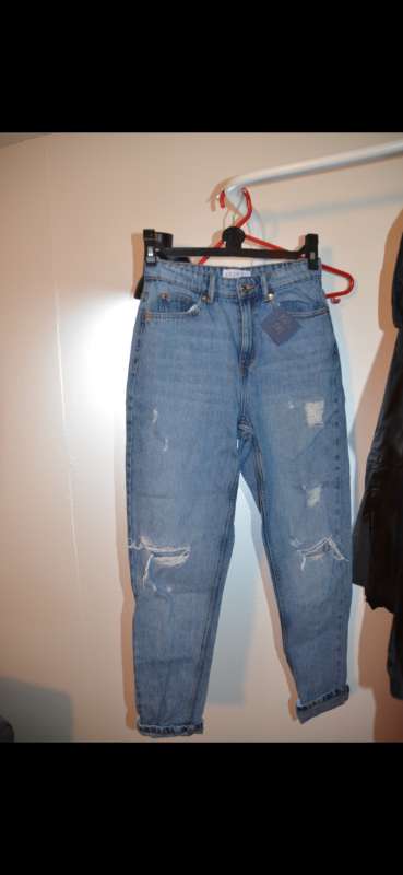 Jeans ripped mom