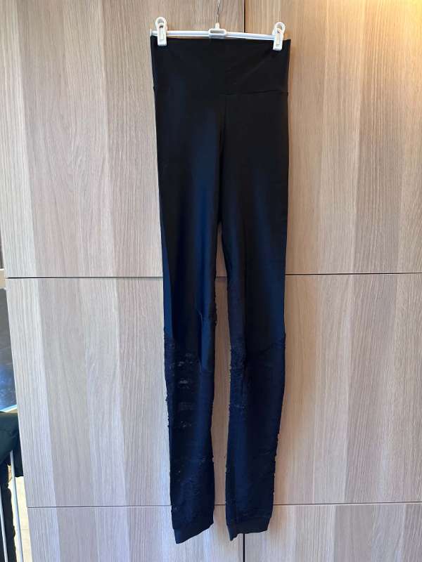 Svartar leggings - Volcano - L