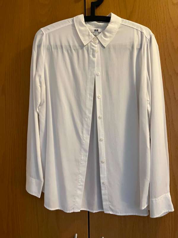 Uniqlo blússa