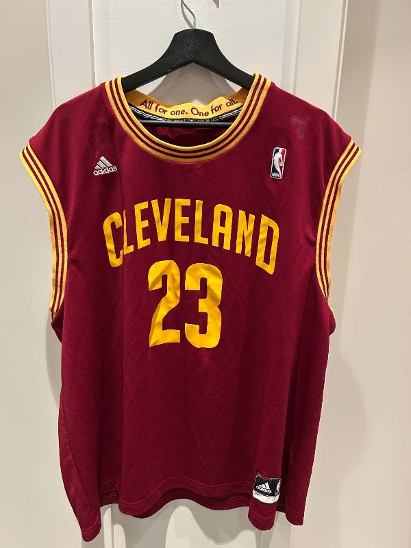 Cleveland treyja