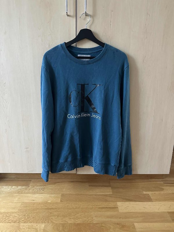 Calvin klein peysa