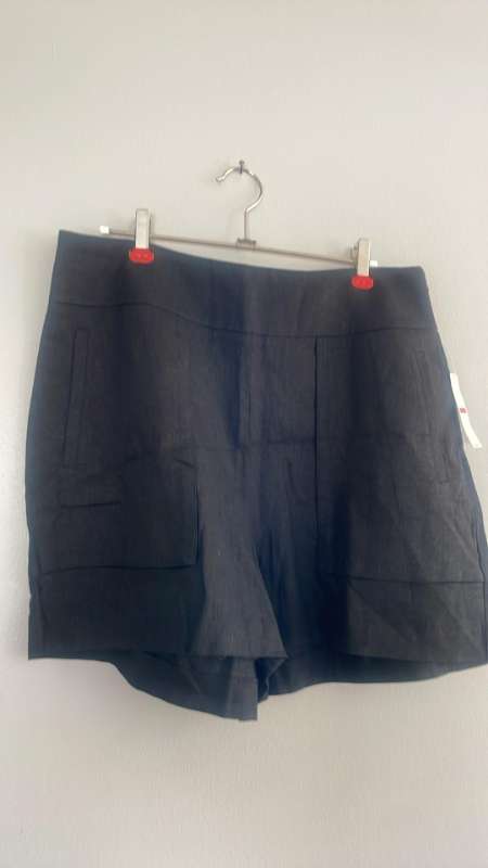 Lindex svartar stuttbuxur