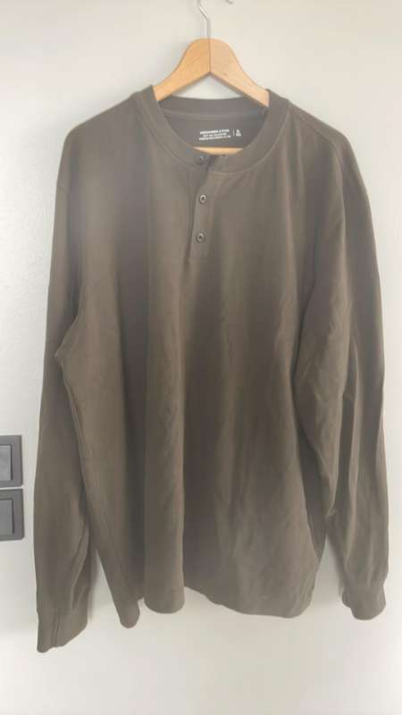 Abercrombie&Fitch brúnn síðerma bolur
