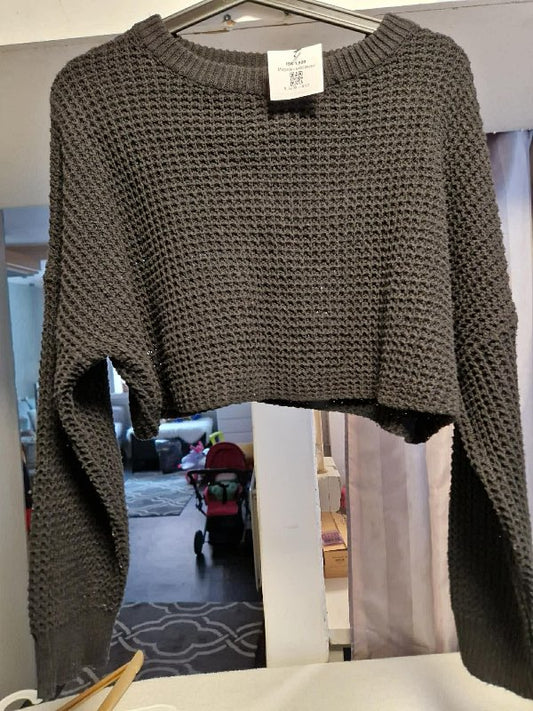 Peysa svört prjóna cropped
